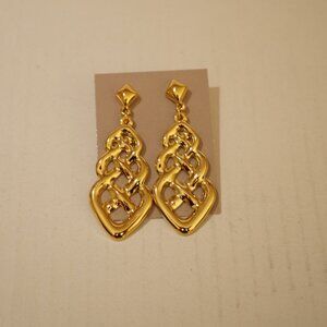 VINTAGE AVON POLISHED WEAVE PIERCED EARRINGS 1987 GOLDTONE SURGICAL STEEL POSTS
